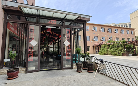 正门